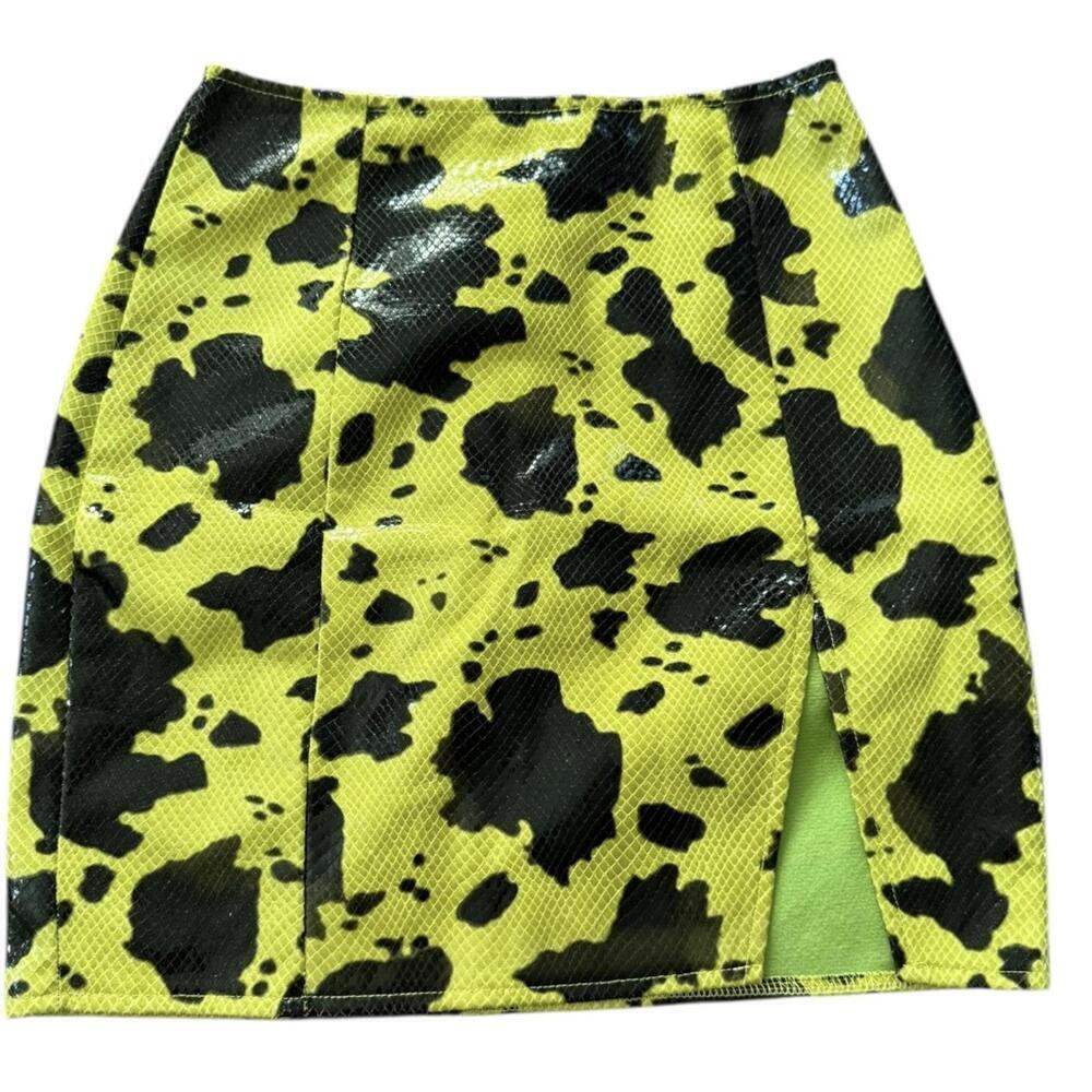 PrettyLittleThing neon green cow print mini skirt pvc look size 6